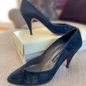 Liz Claiborne Portland heels